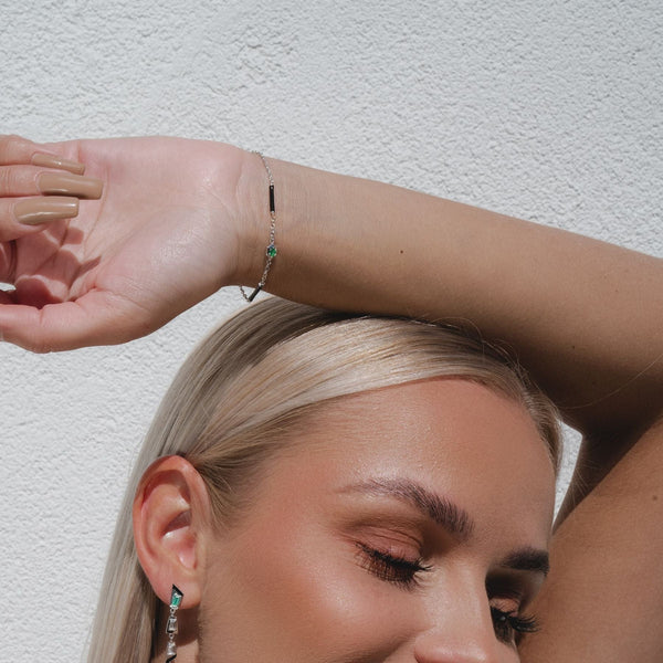 Gemondo Grand Deco Enamel & Emerald Bracelet In 9ct White Gold