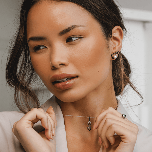 Gemondo Grand Deco Enamel Emerald & Pearl Retro Earrings In Sterling Silver