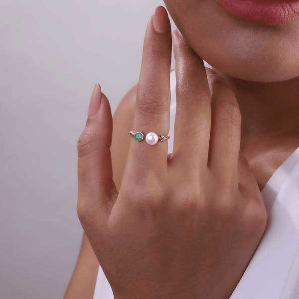 Gemondo Modern Pearl Emerald & Topaz Open Ring In Gold Plated Silver