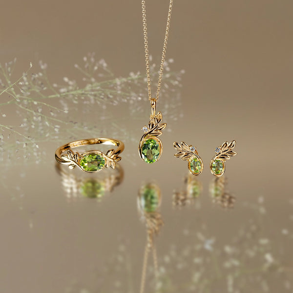 Gemondo O Leaf Peridot & Topaz Pendant In 9ct Yellow Gold