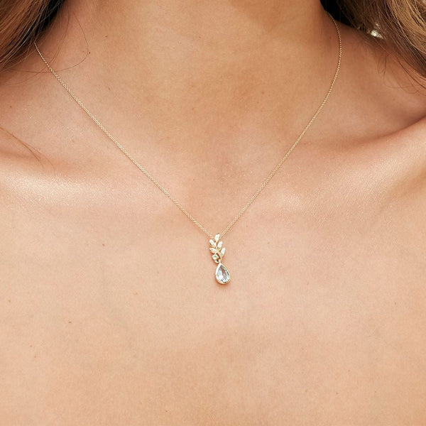 Gemondo O Leaf Sky Blue Topaz & Tsavorite Pendant In 9ct Yellow Gold
