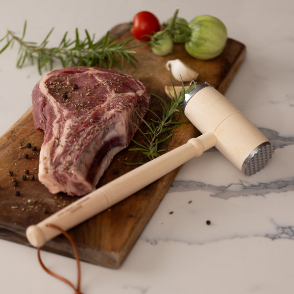 Gentlemen's Hardware "BBQ Lovers Kit" Meat Tenderizer & Thermometer