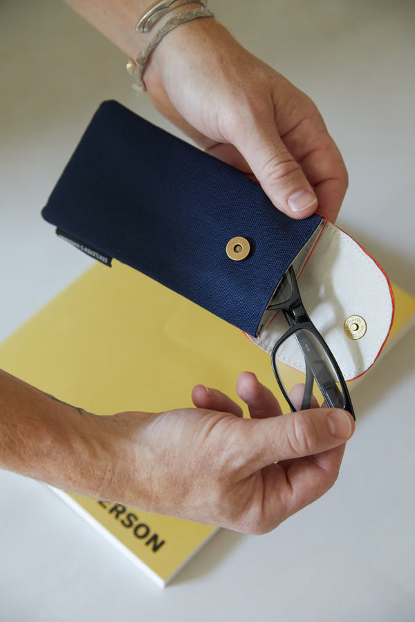 Gentlemen's Hardware Glasses Case