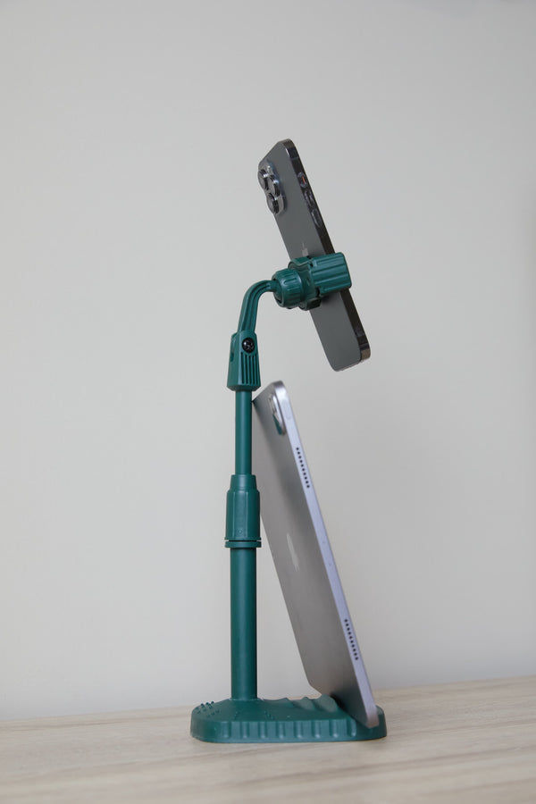 Gentlemen's Hardware Phone Tripod