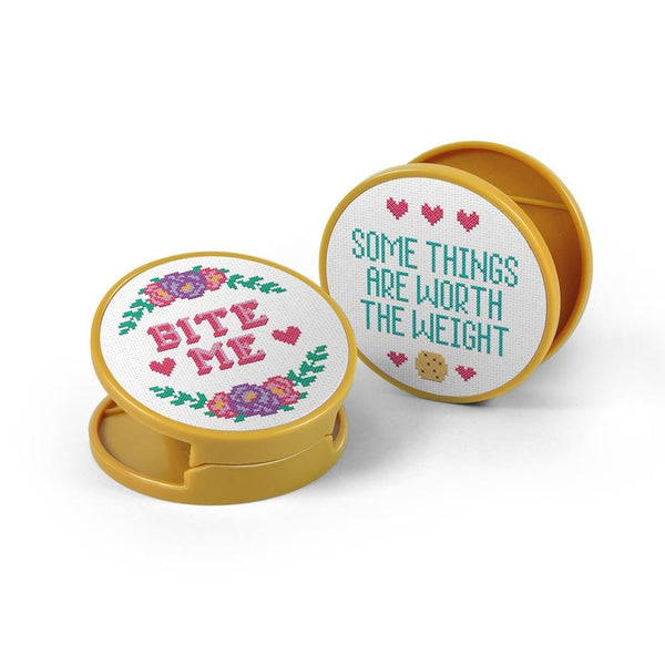 Genuine Fred IN STITCHES BAG CLIPS Bag Clips