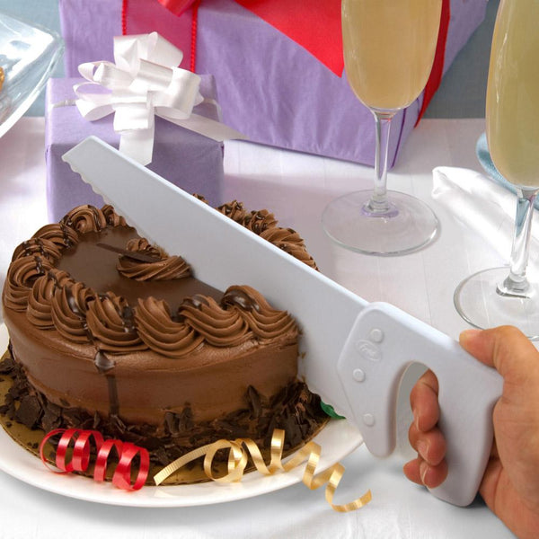Genuine Fred TABLE SAW Cake Cutter
