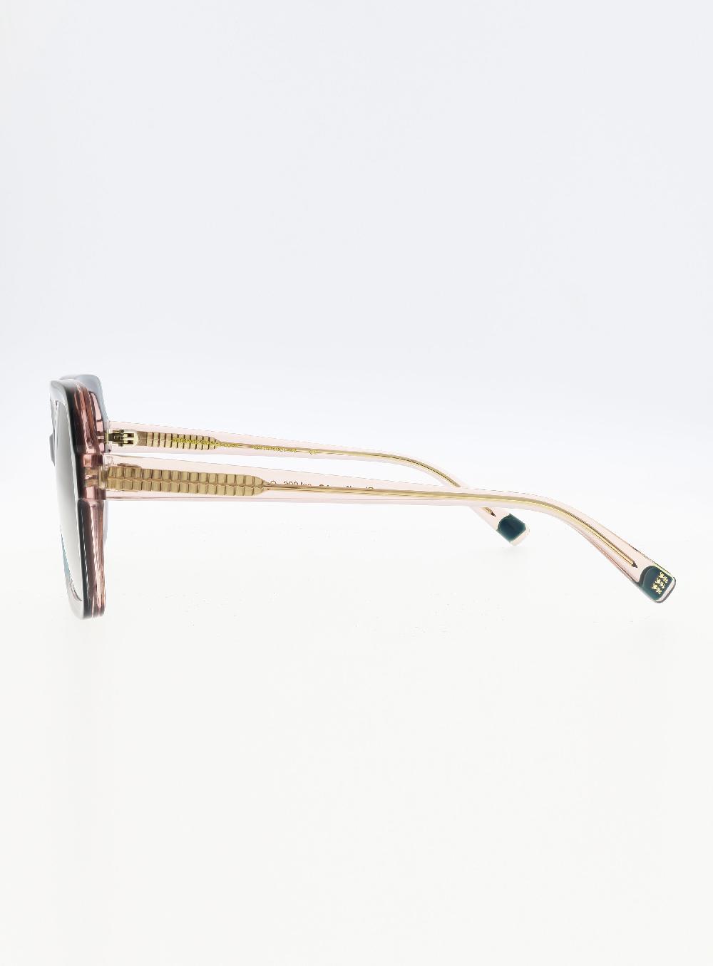 George Gina & Lucy Classifeyed