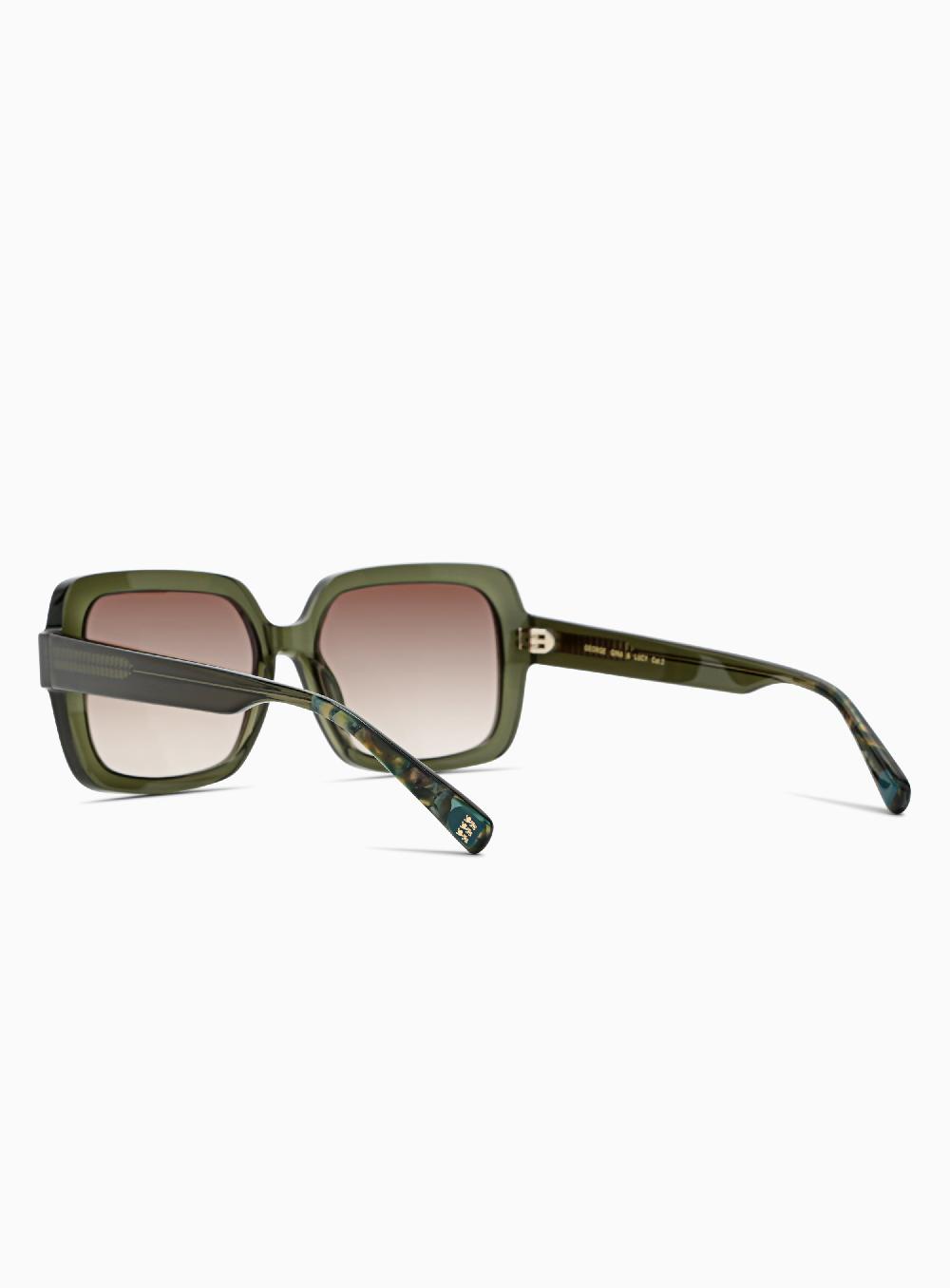 George Gina & Lucy Foreseyeght