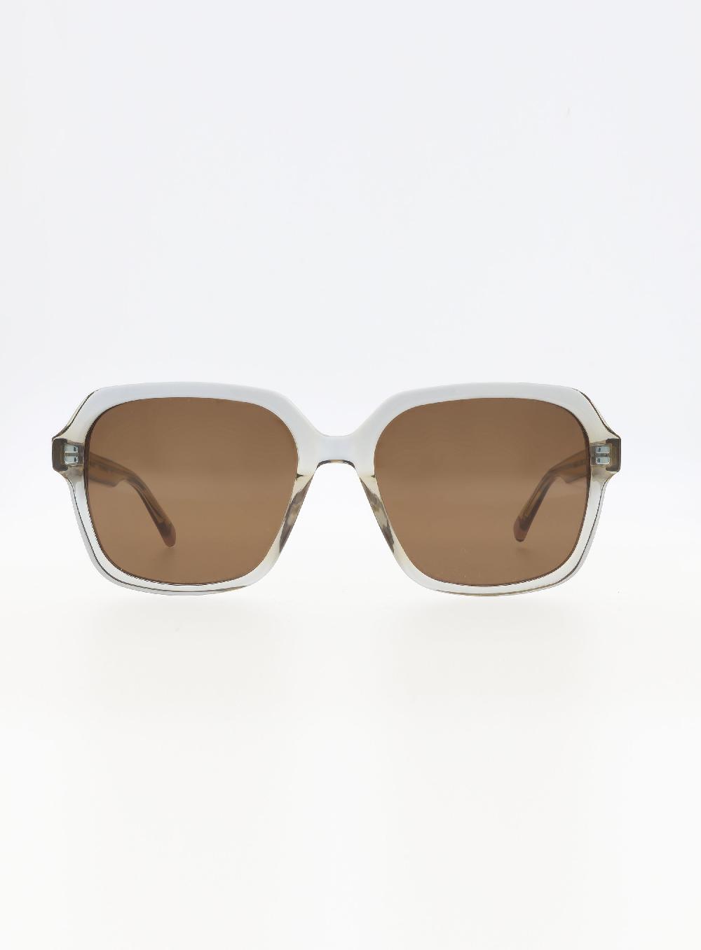 george gina & lucy Seebille Sun