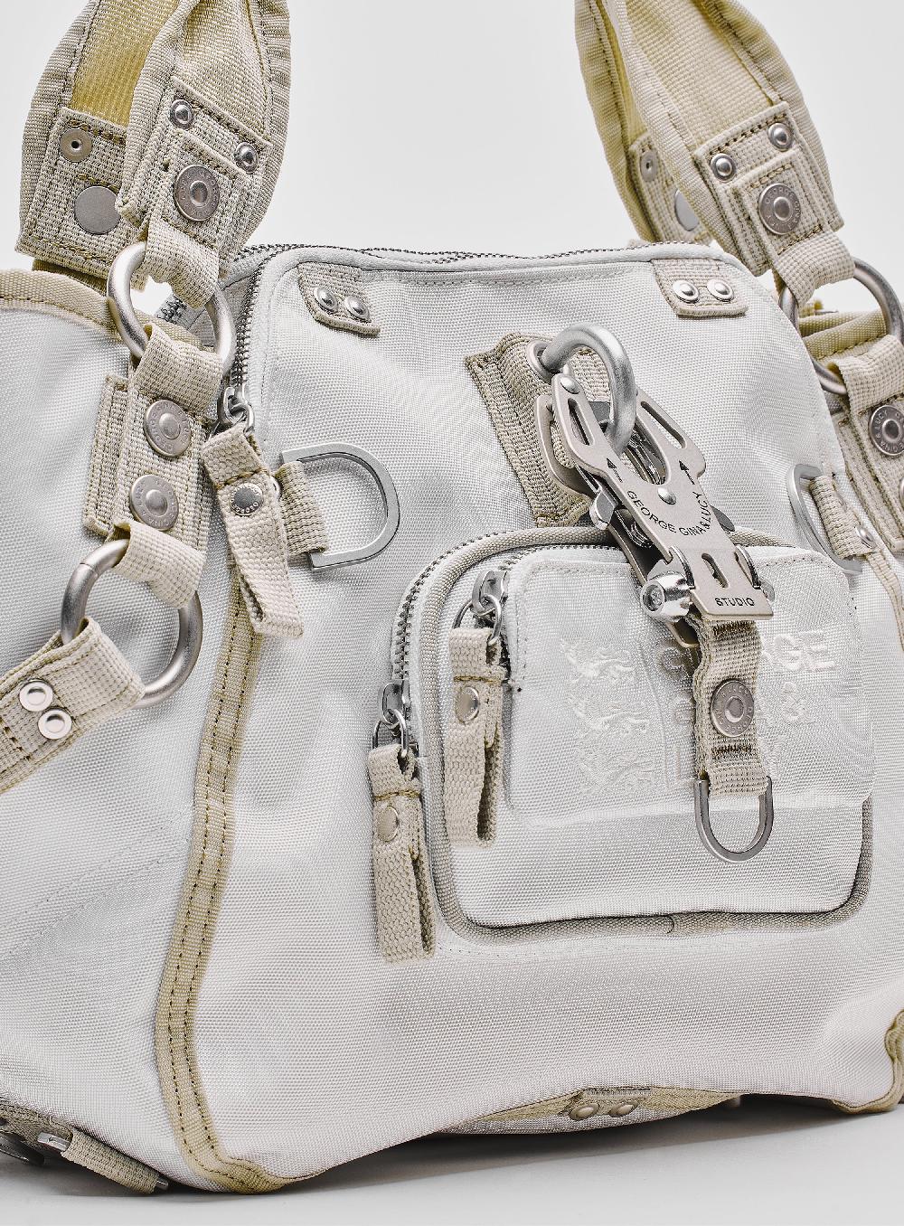 George Gina & Lucy SYMBOLESSA