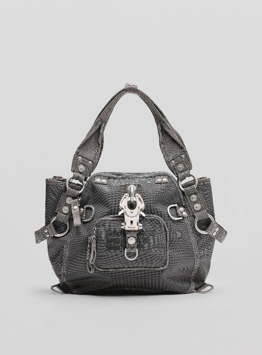 george gina & lucy SYMBOLESSA