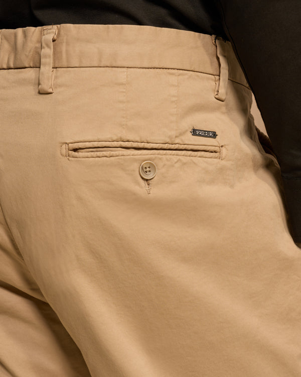 Gianfranco Ferre Classic Tailored Chino Pants Beige