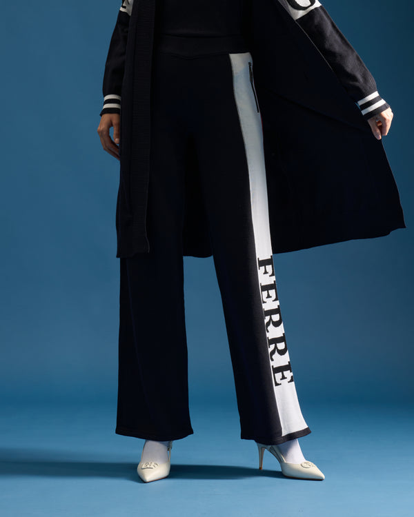 gianfranco ferre Contrasting Ferre Accented Flared Trousers Navy