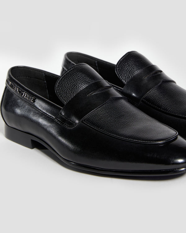 Gianfranco Ferre Classic Leather Slip Shoes Black