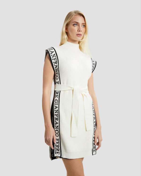 Gianfranco Ferre Knitted Logo Taper Poncho Off White