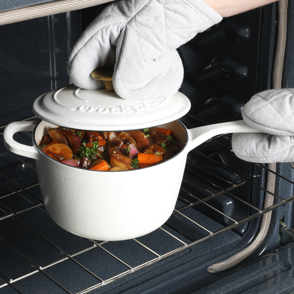 Gibson Home Crock-Pot 3 Qt Enamel Cast Iron Sauce Pan W/Lid