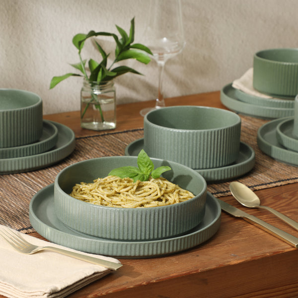 Gibson Home Gibson Elite Deerfield 16-Piece Stoneware Dinnerware Set – Stackable Plates And Bowls Reactive Glaze Finish Service For 4 – Microwave & Dishwasher Safe
