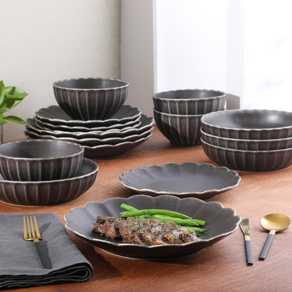 Gibson Home Gibson Elite Malibu Shore 16 Piece Scallop Stoneware Reactive Glaze (Service For 4) Ceramic Plates And Bowls Dinnerware Set