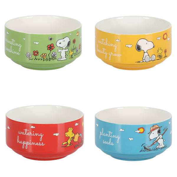 Gibson Home Peanuts Snoopy 4-Pack Stackable 5.5" Decorated Stoneware Bowl Set