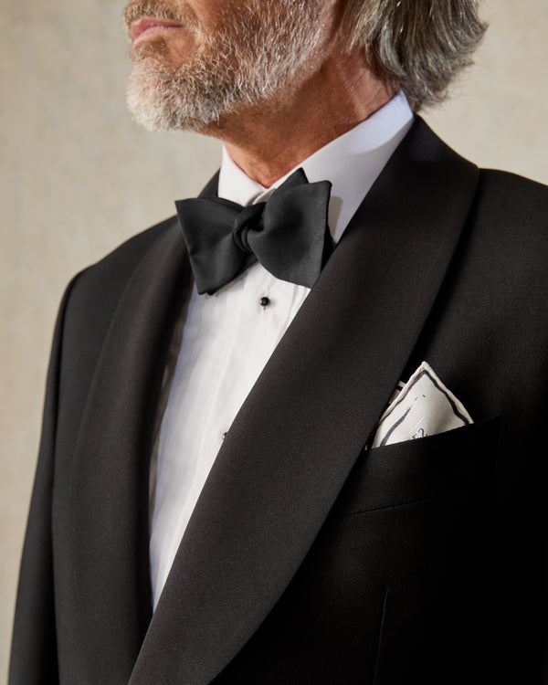 Gieves & Hawkes Shelford Black Wool Mohair Barathea Shawl Dinner Jacket