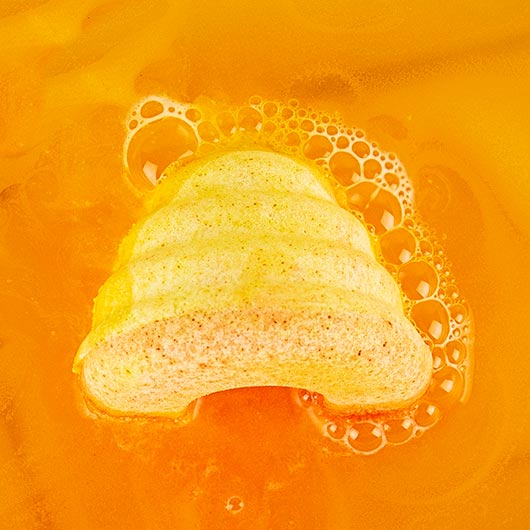 Gift Republic Bee Happy Bath Bomb