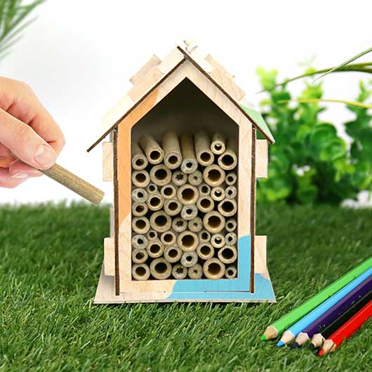 gift republic DIY Bee Hotel