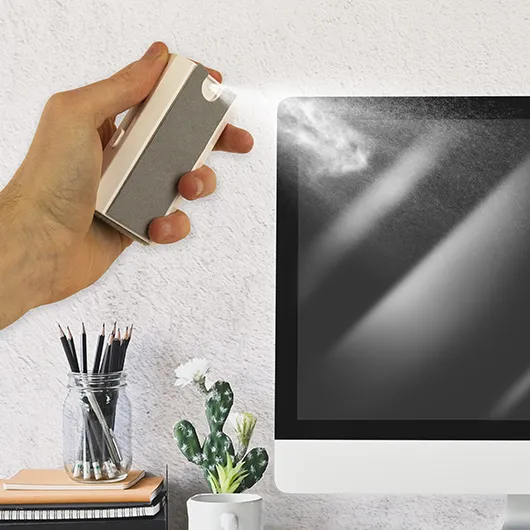 Gift Republic Gadget Cleaner – 8-in-1 Multi-Tool