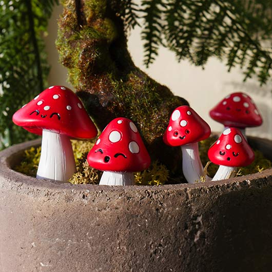 gift republic Mini Mushroom Plant Pot Markers