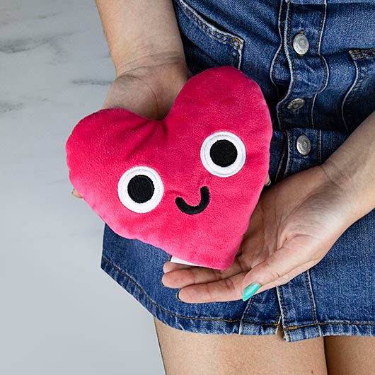 gift republic Heart Hottie – Microwavable Plush Lap Warmer