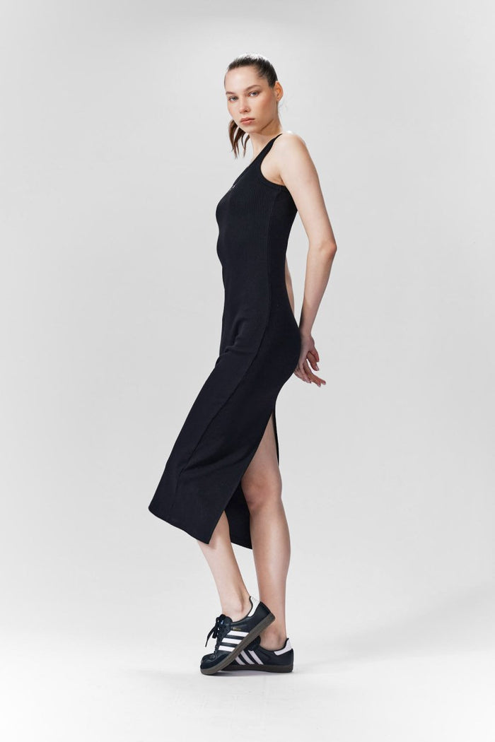 Gigii's Soho Midi Dress - Black