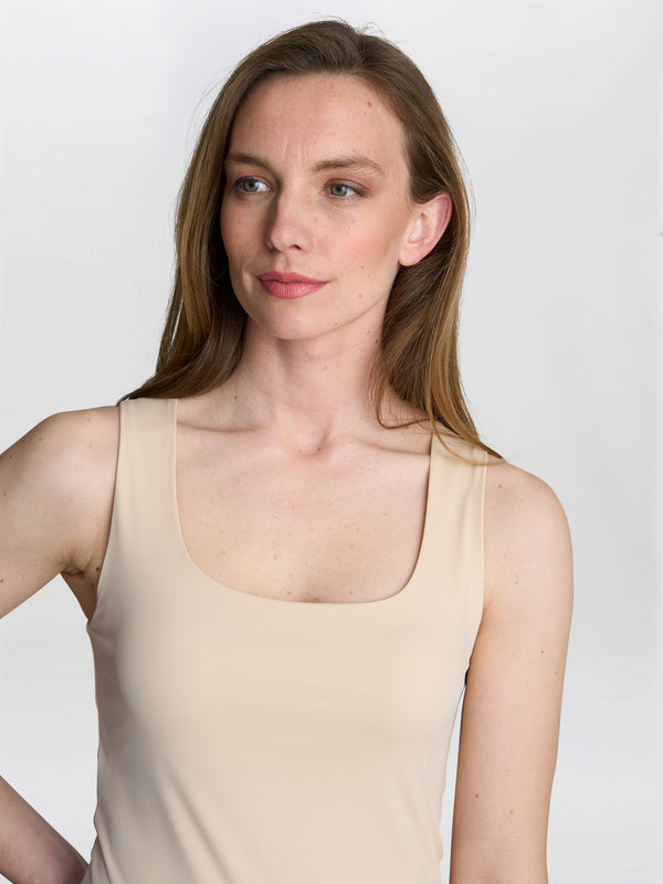 Gina Bacconi Bettina Vest With Bra Shelf