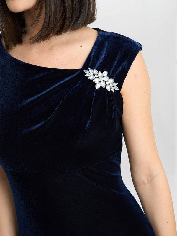 Gina Bacconi Justine Sleeveless Velvet Dress With Trim