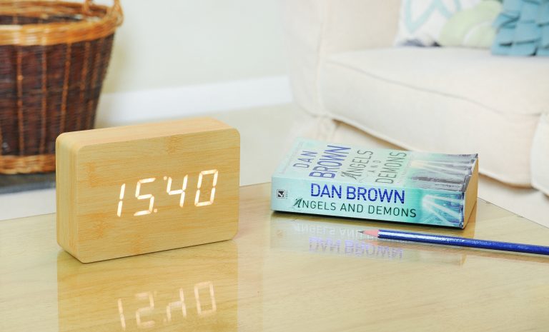 Gingko Brick Click Clock