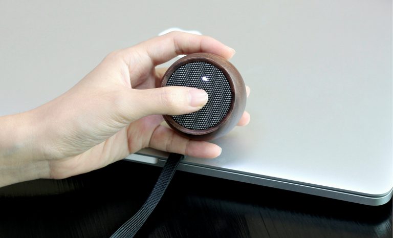 Gingko The Tumbler Selfie Bluetooth Speaker