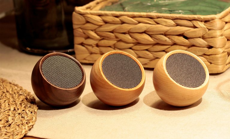 gingko The Tumbler Selfie Bluetooth Speaker