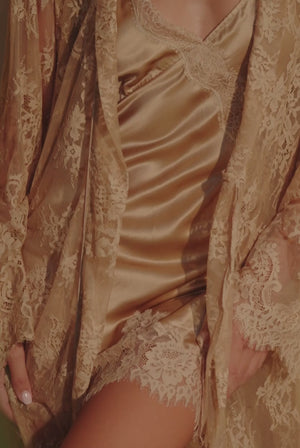 Ginia Aurielle Robe Gilded Gold