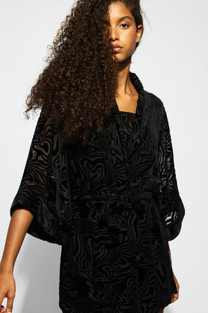 Ginia Daisy Robe Black