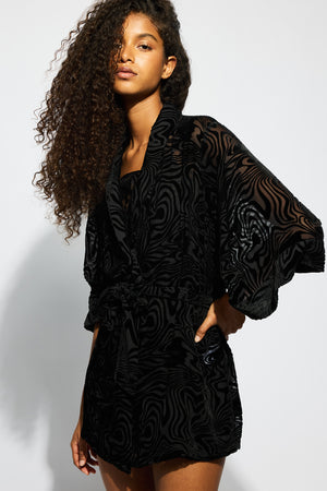 ginia Daisy Robe Black