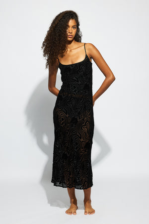Ginia Daisy Slip Black