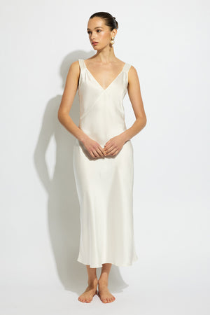 Ginia Day To Night Slip Creme