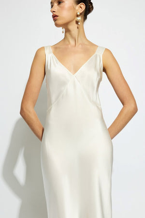 ginia Day To Night Slip Creme