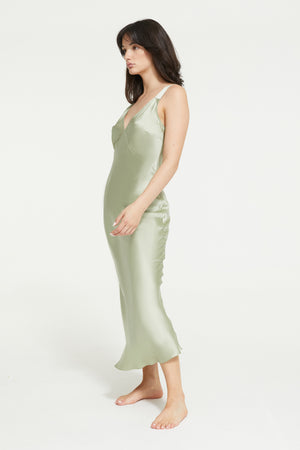 Ginia Day To Night Slip