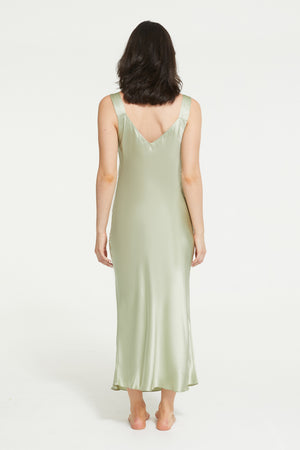 Ginia Day To Night Slip