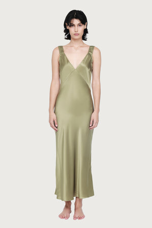 ginia Day To Night Slip