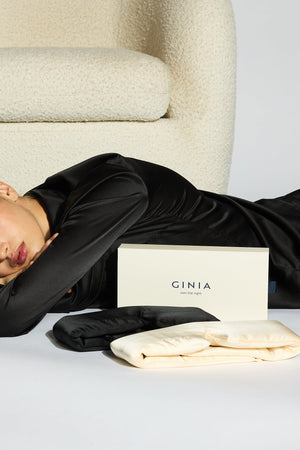 Ginia Deep Sleep Eye Mask Black
