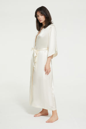 Ginia Mrs Long Robe