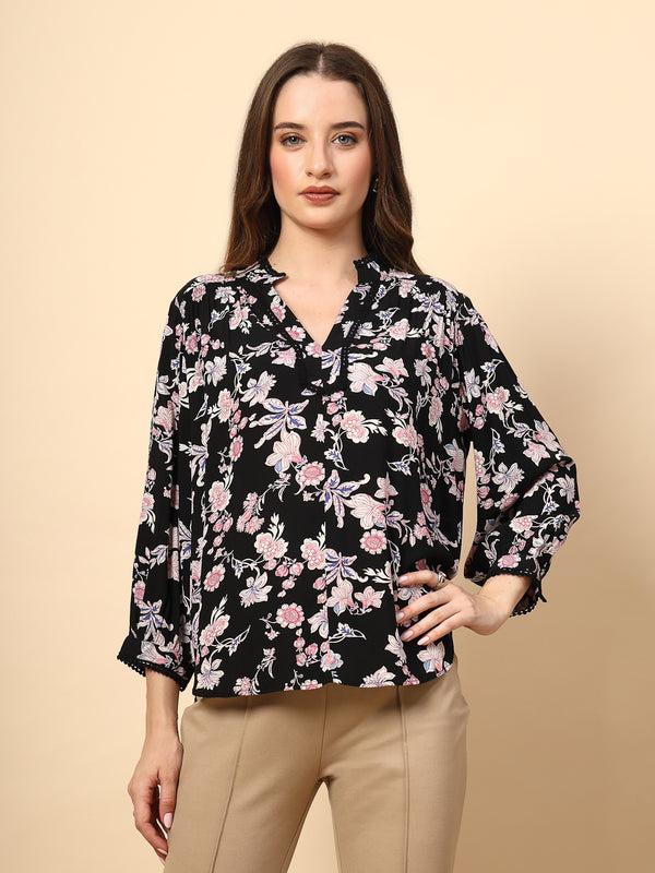 gipsy Black Tunic with Front Smoking and Lace Attachment