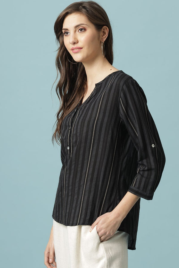 Gipsy Gipsy Black Medium Length V- Neck Cotton Tunic Black