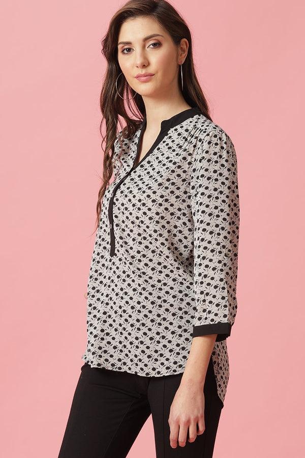 Gipsy Gipsy Black & White Medium Length V- Neck Polyester Tunic Black White Print