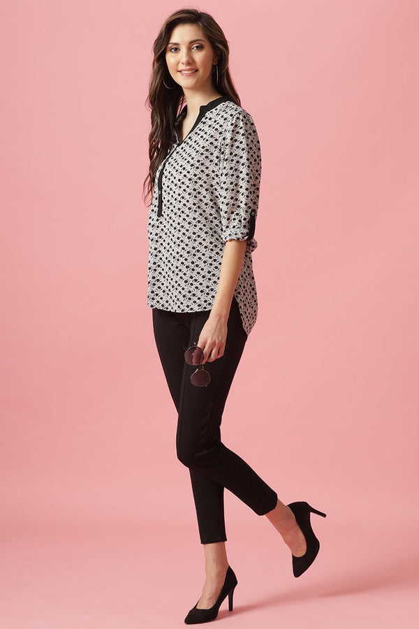 Gipsy Gipsy Black & White Medium Length V- Neck Polyester Tunic Black White Print